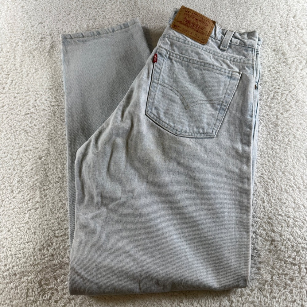 Vintage Levi's 550 Mens 33x32 Tag 32x32 Fit Light Relaxed Tapered Jeans Made USA